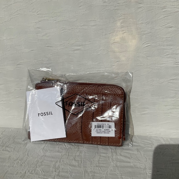 Fossil Jori Zip Card Case Leather Medium Brown Pebbled Leather NWT - Picture 2 of 10